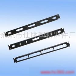 配线架与理线架 现代网络布线的核心组件